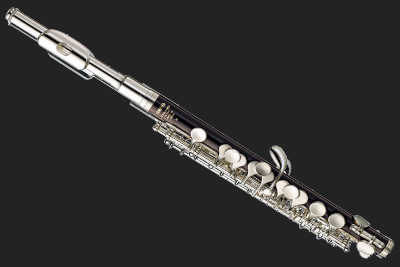 Yamaha YPC-32 - piccolo for rent